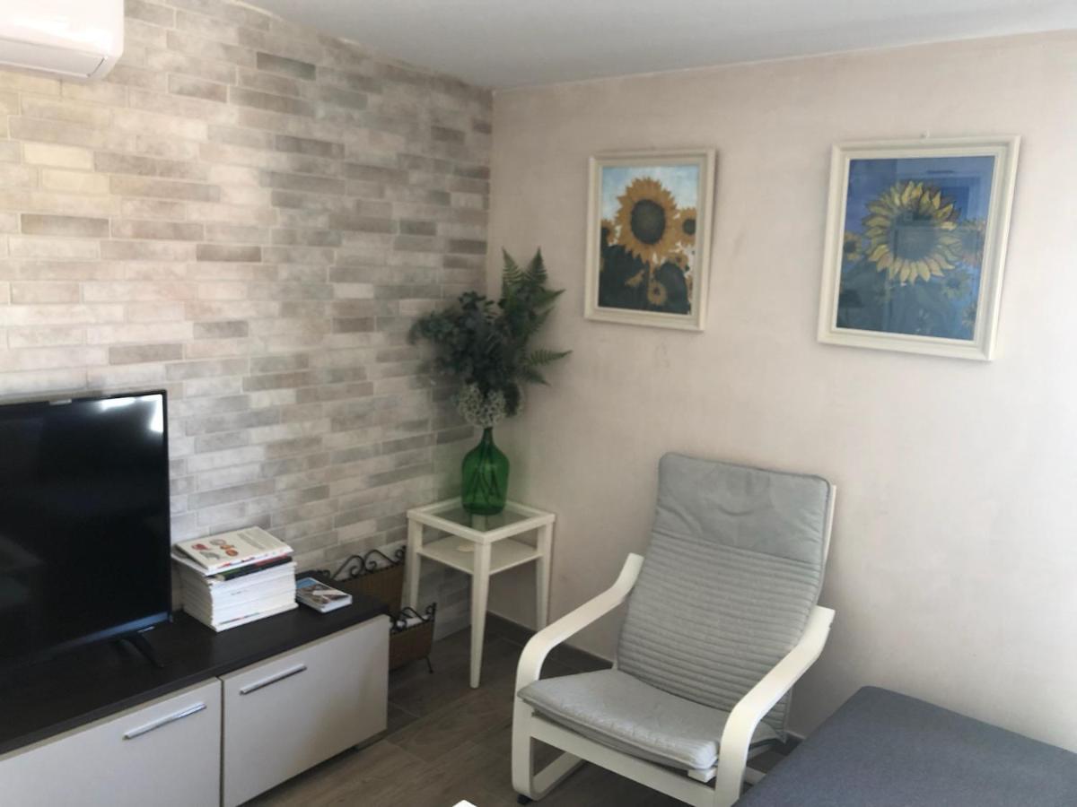 Niebla Centro Apartamentos エクステリア 写真