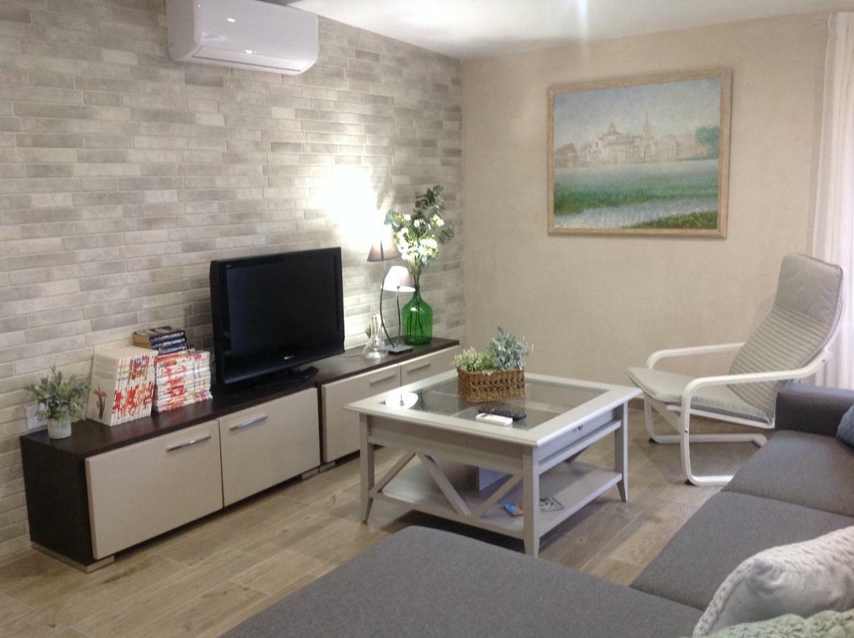 Niebla Centro Apartamentos エクステリア 写真